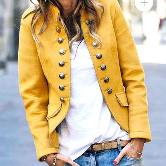 Jackets & Blazers - NWOT 🤩Military style jacket